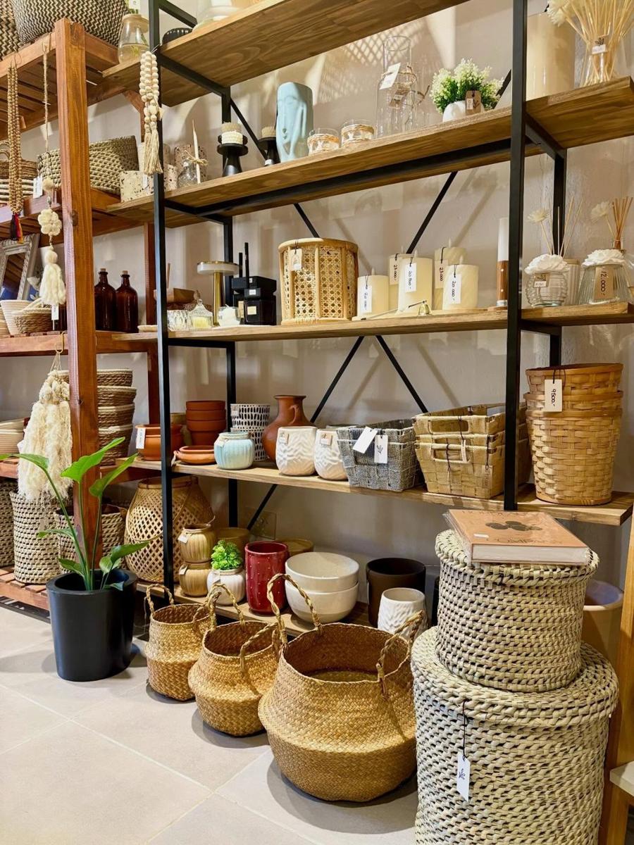 Estanterías del local